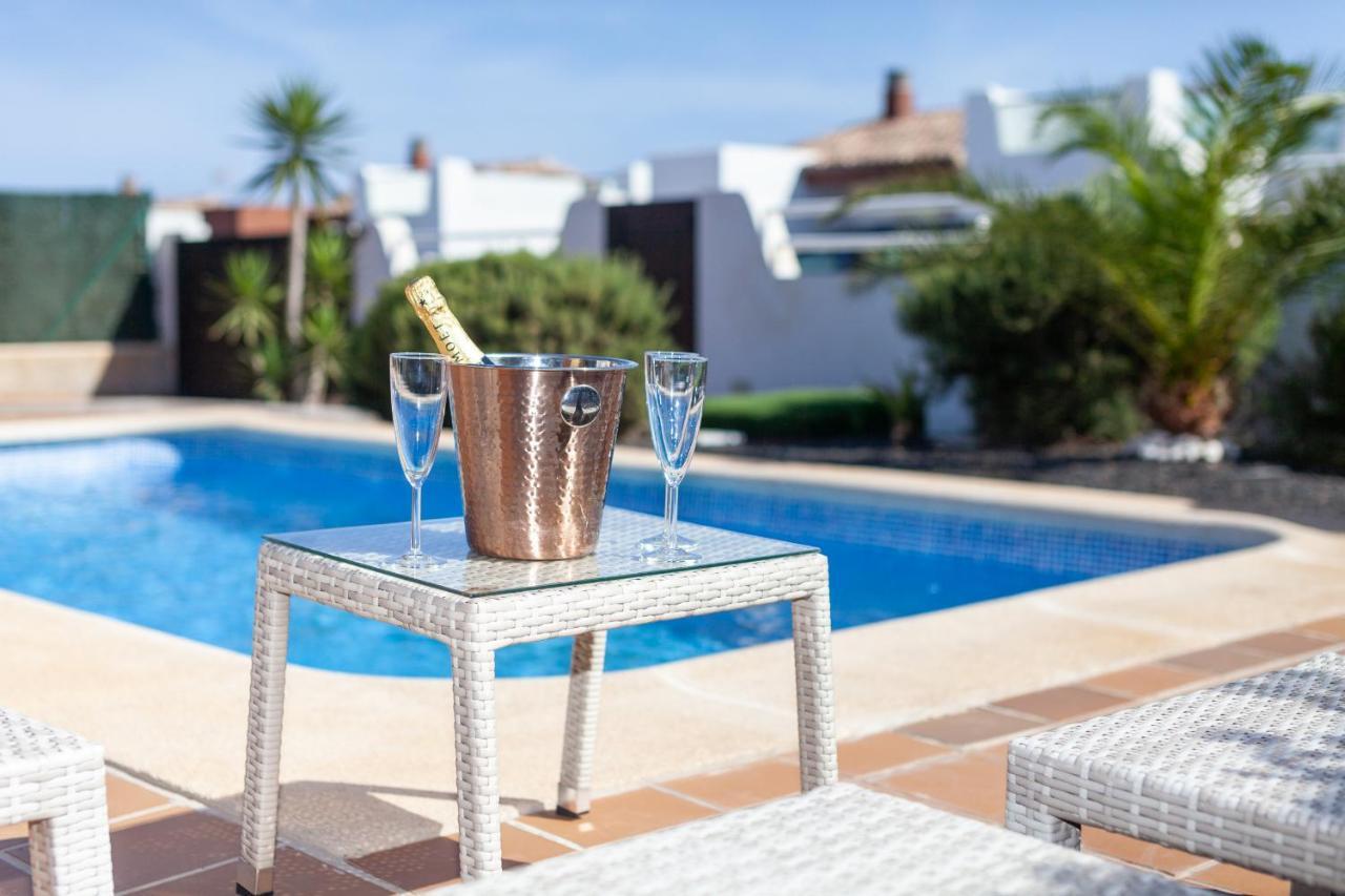 Villa Zafiro 13 Golf Private Pool Caleta De Fuste By Holidays Home 외부 사진