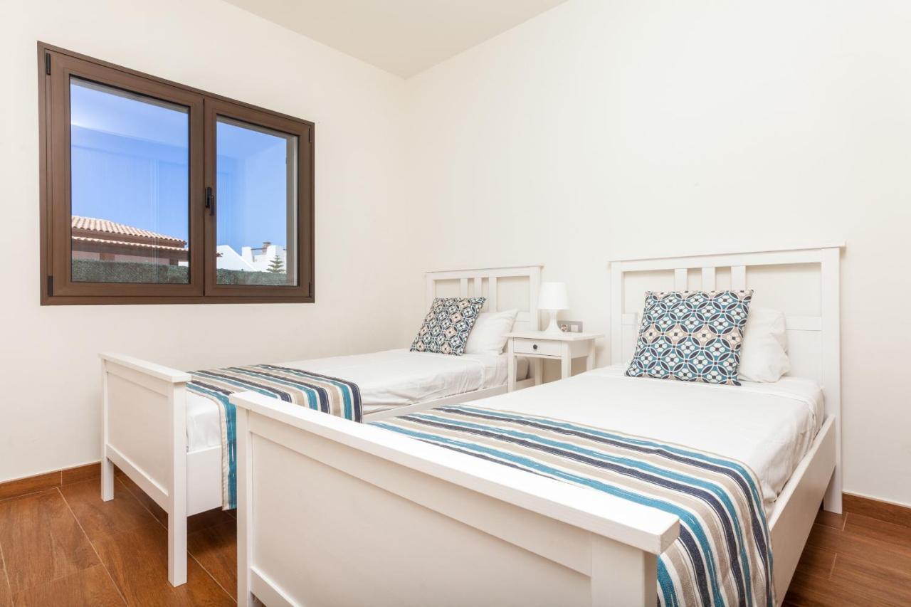 Villa Zafiro 13 Golf Private Pool Caleta De Fuste By Holidays Home 외부 사진